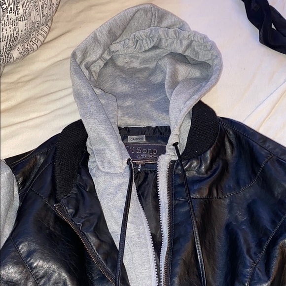 Jacket - Picture 2 of 4